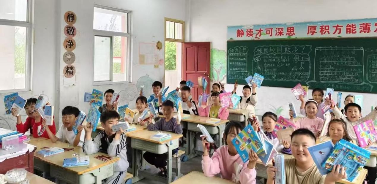 “书信遥寄，共助童心”公益活动圆满结束